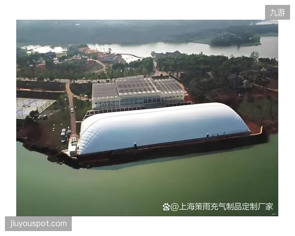 大型赛事结束后，那些号称“100%可回收”的临时性体育设施，为何最终仍在填埋场里“晒太阳”？